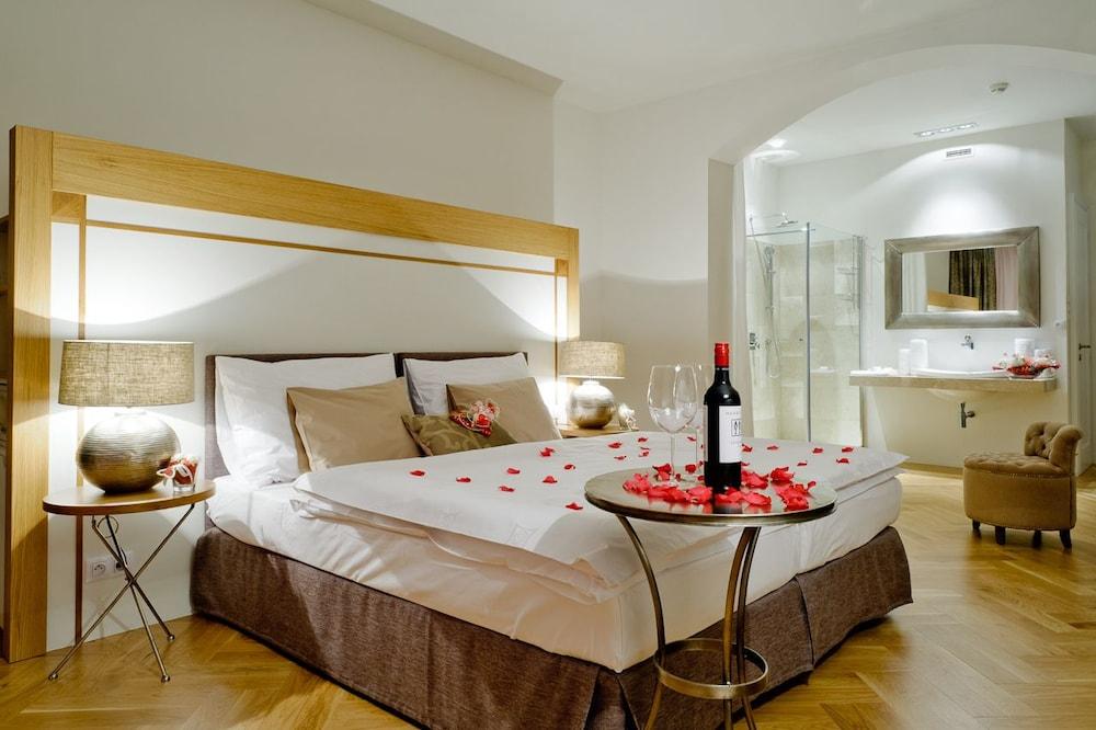 Jungmann Hotel Prague Ngoại thất bức ảnh