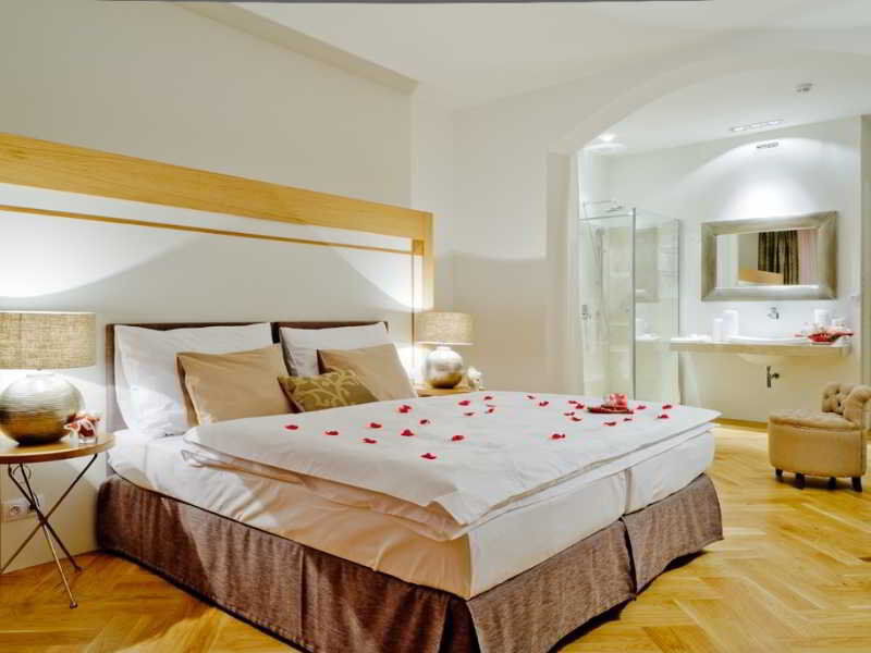 Jungmann Hotel Prague Ngoại thất bức ảnh